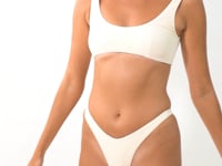 Załaduj i odtwarzaj film w przeglądarce Gallery, Video: Rio De Sol Haut Top Malibu-Natural Bliss
