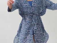 Załaduj i odtwarzaj film w przeglądarce Gallery, Video: Rio De Sol Chemise Chuva Chemise Gabriele
