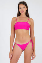 Załaduj obraz do przeglądarki galerii, Model Front: Rio De Sol Bas Bottom Amaranto Ibiza-Comfy
