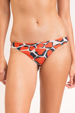 Załaduj obraz do przeglądarki galerii, Gallery: Rio De Sol Bas Bottom Amore-Red Essential-Comfy
