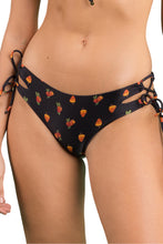 Załaduj obraz do przeglądarki galerii, Gallery: Rio De Sol Bas Bottom Cashew Madrid
