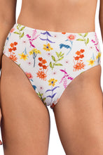 Załaduj obraz do przeglądarki galerii, Gallery: Rio De Sol Bas Bottom Countryside Hotpants
