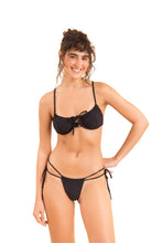 Załaduj obraz do przeglądarki galerii, Model Front: Rio De Sol Bas Bottom Dots-Black Pipa
