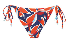 Załaduj obraz do przeglądarki galerii, Product Front: Rio De Sol Bas Bottom Leaves Cheeky-Tie
