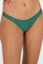 Załaduj obraz do przeglądarki galerii, Gallery: Rio De Sol Bas Bottom Palace Essential
