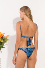 Załaduj obraz do przeglądarki galerii, Model Back: Rio De Sol Bas Bottom Reef Essential
