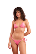 Załaduj obraz do przeglądarki galerii, Model Front: Rio De Sol Bas Bottom Shimmer-Confetti Cheeky-Tie
