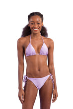 Załaduj obraz do przeglądarki galerii, Model Front: Rio De Sol Bas Bottom Shimmer-Harmonia Ibiza-Comfy
