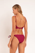 Załaduj obraz do przeglądarki galerii, Model Back: Rio De Sol Bas Bottom Touch-Carmim Ibiza-Comfy
