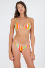 Załaduj obraz do przeglądarki galerii, Model Front: Rio De Sol Bas Bottom Utah Leblon
