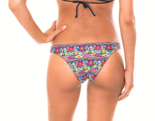 Załaduj obraz do przeglądarki galerii, Model Back: Rio De Sol Bas Calcinha Folk Strappy

