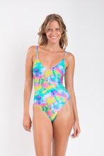 Załaduj obraz do przeglądarki galerii, Model Front: Rio De Sol Une Pièce Fusion Hype
