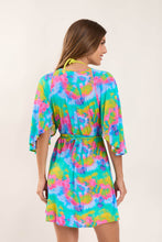 Załaduj obraz do przeglądarki galerii, Model Back: Rio De Sol Vêtement De Plage Fusion Mini Dress

