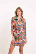 Załaduj obraz do przeglądarki galerii, Model Front: Rio De Sol Chemise Jungle Chemise
