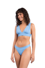 Załaduj obraz do przeglądarki galerii, Image 04: Rio De Sol Ensemble Set Baltico Halter-Marina Essential-Cos
