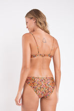 Załaduj obraz do przeglądarki galerii, Model Back: Rio De Sol Ensemble Set Bouquet Balconet-Tie Ibiza-Comfy
