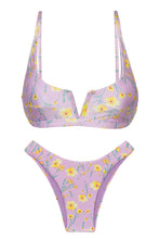 Załaduj obraz do przeglądarki galerii, Product Front: Rio De Sol Ensemble Set Canola Bra-V High-Leg

