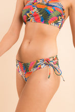 Załaduj obraz do przeglądarki galerii, Image 11: Rio De Sol Ensemble Set Jungle Bandeau-Reto Madrid
