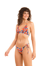 Załaduj obraz do przeglądarki galerii, Image 04: Rio De Sol Ensemble Set Leaves Tri-Cos Cheeky-Micro

