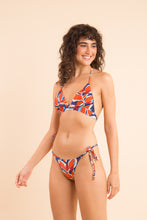 Załaduj obraz do przeglądarki galerii, Image 12: Rio De Sol Ensemble Set Leaves Tri-Cos Cheeky-Micro
