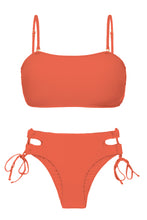 Załaduj obraz do przeglądarki galerii, Product Front: Rio De Sol Ensemble Set Light-Peach Bandeau-Reto Madrid
