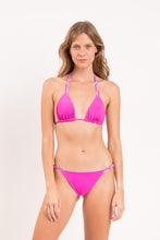 Załaduj obraz do przeglądarki galerii, Model Front: Rio De Sol Ensemble Set Malibu-Rosa Tri-Rev Essential-Rev
