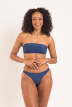 Załaduj obraz do przeglądarki galerii, Image 05: Rio De Sol Ensemble Set Navy Bandeau-Reto Nice-Fio
