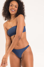 Załaduj obraz do przeglądarki galerii, Image 08: Rio De Sol Ensemble Set Navy Bandeau-Reto Nice-Fio
