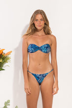 Załaduj obraz do przeglądarki galerii, Image 09: Rio De Sol Ensemble Set Reef Twist Cheeky-Fixa
