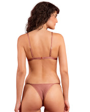 Załaduj obraz do przeglądarki galerii, Image 07: Rio De Sol Ensemble Set Shimmer-Copper Tri-Fixo California
