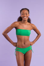 Załaduj obraz do przeglądarki galerii, Image 12: Rio De Sol Ensemble Set Tambourine Bandeau-Reto Madrid
