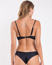 Załaduj obraz do przeglądarki galerii, Image 06: Rio De Sol Ensemble Set Touch-Black Bandeau-Crispy Nice
