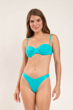 Załaduj obraz do przeglądarki galerii, Model Front: Rio De Sol Haut Top Amb-Nannai Vickie
