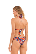 Załaduj obraz do przeglądarki galerii, Model Back: Rio De Sol Haut Top Leaves Mel
