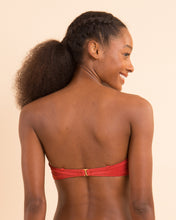 Załaduj obraz do przeglądarki galerii, Image 12: Rio De Sol Haut Top Malibu-Chili Bandeau-Duo
