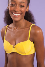 Załaduj obraz do przeglądarki galerii, Image 08: Rio De Sol Haut Top Malibu-Yellow Balconet
