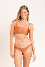 Załaduj obraz do przeglądarki galerii, Model Front: Rio De Sol Haut Top Nocciola Bandeau-Reto
