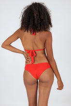 Załaduj obraz do przeglądarki galerii, Model Back: Rio De Sol Haut Top Rouge Mel
