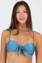 Załaduj obraz do przeglądarki galerii, Gallery: Rio De Sol Haut Top Shimmer-Baltic-Sea Bandeau-Knot
