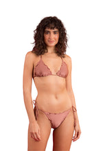 Załaduj obraz do przeglądarki galerii, Model Front: Rio De Sol Haut Top Shimmer-Copper Frufru
