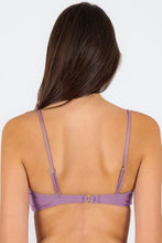 Załaduj obraz do przeglądarki galerii, Image 06: Rio De Sol Haut Top Shimmer-Harmonia Bandeau-Knot
