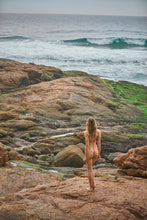 Załaduj obraz do przeglądarki galerii, Image 11: Rio De Sol Une Pièce Utah Hype
