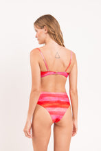 Załaduj obraz do przeglądarki galerii, Set Cher Bandeau-Joy Hotpants
