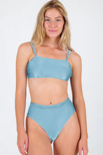 Załaduj obraz do przeglądarki galerii, Set Mirante Bandeau-Reto Hotpants
