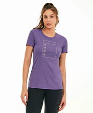 Załaduj obraz do przeglądarki galerii, T- Shirt Skin Fit Inspiracional Roxo Potion
