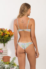Załaduj obraz do przeglądarki galerii, Top Tiny-Garden Bandeau-Knot
