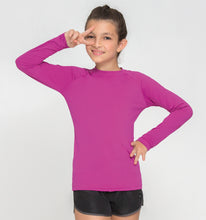 Załaduj obraz do przeglądarki galerii, Model Front: Uv Line T-Shirt Kids Fpu50+ Uvpro Long Sleeve T-Shirt Pink Uv
