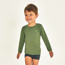 Załaduj obraz do przeglądarki galerii, Model Front: Uv Line T-Shirt Longsleeve Baby Verde Militar Upf50+

