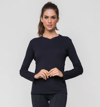 Załaduj obraz do przeglądarki galerii, Model Front: Uv Line Fitness Haut Sport Fit Preto Fem
