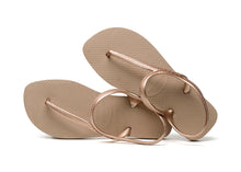 Załaduj obraz do przeglądarki galerii, Havaianas Flash Urban Rose Gold
